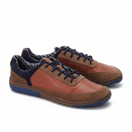 braune moderne Barfußschuhe Sneaker für Herren mit dunkelblauen Akzenten