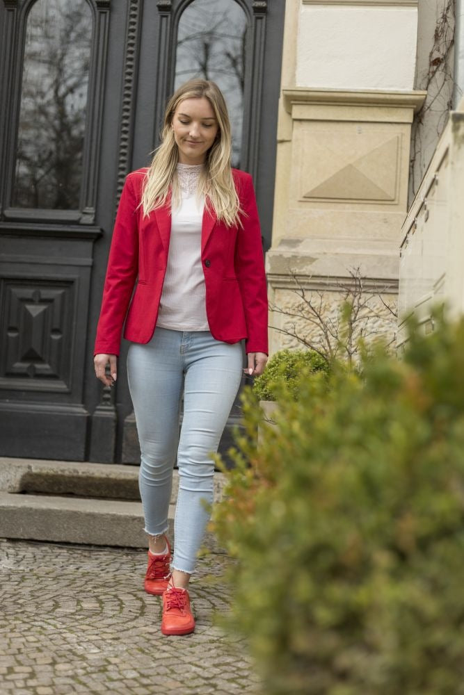 Iviq Red