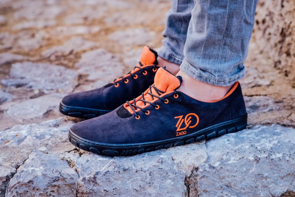 Qaro Black Orange