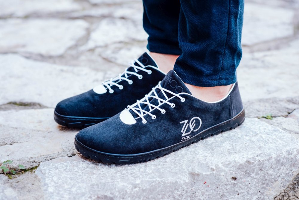 Qaro zwart wit